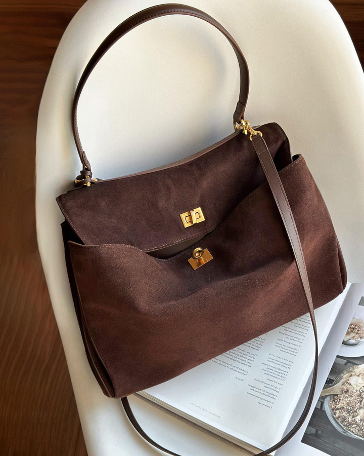 La Dame Sac | Suede Flap Bag