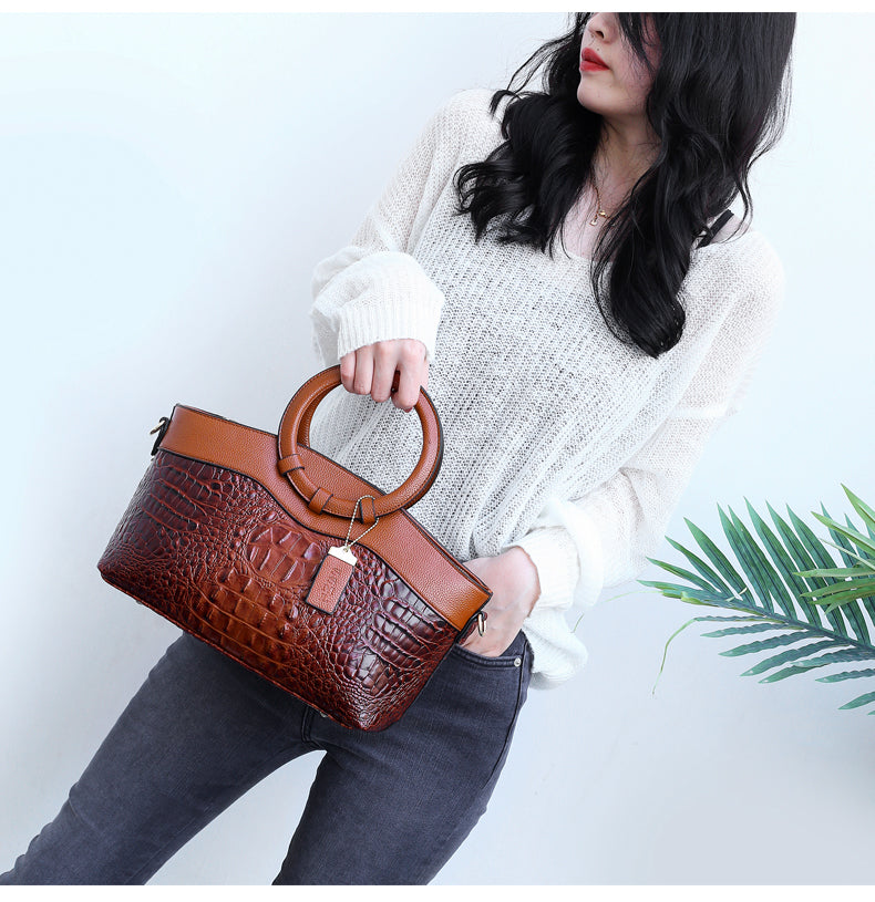 Frances | Classic Heritage Shoulder Bag