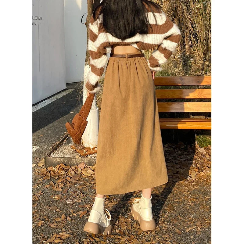 Estelle | Classic Belt Corduroy Midi Skirt