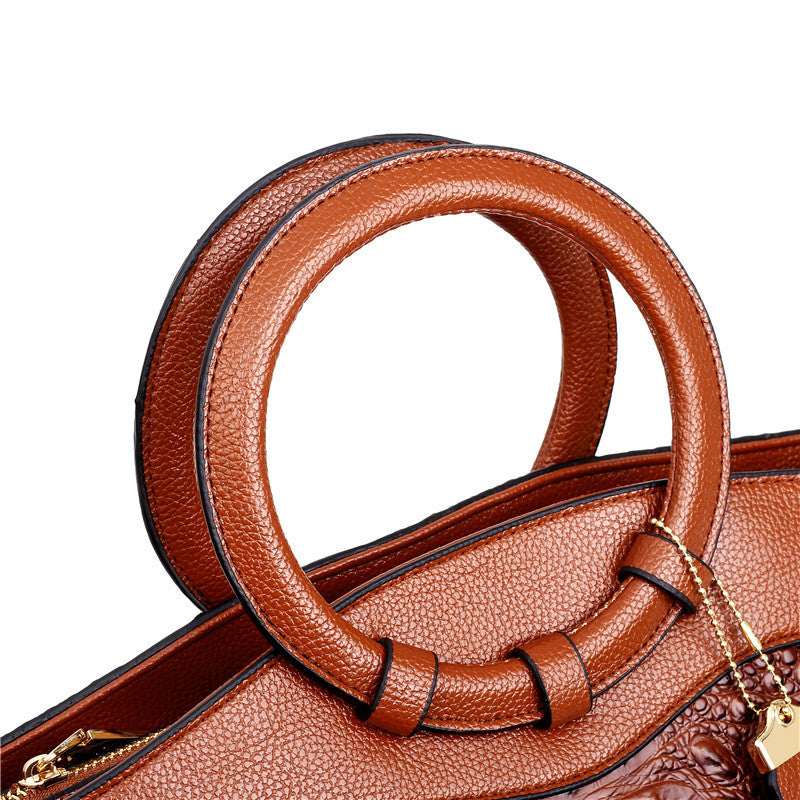 Frances | Classic Heritage Shoulder Bag